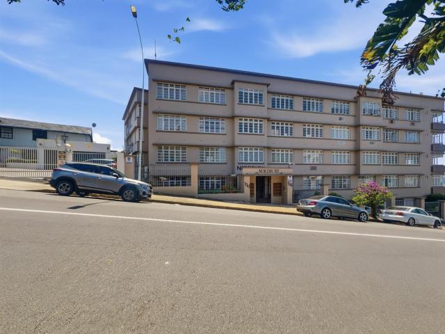 2 Bedroom Apartment To Rent in Essenwood, Durban, KwaZulu Natal