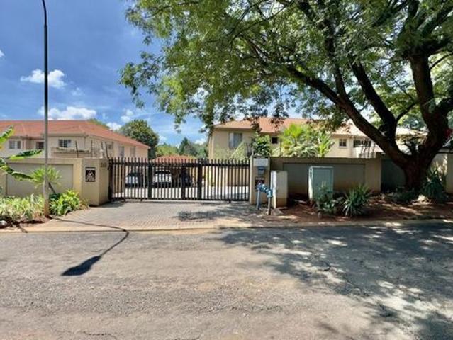 2 Bedroom apartment to rent in Fairland, Randburg