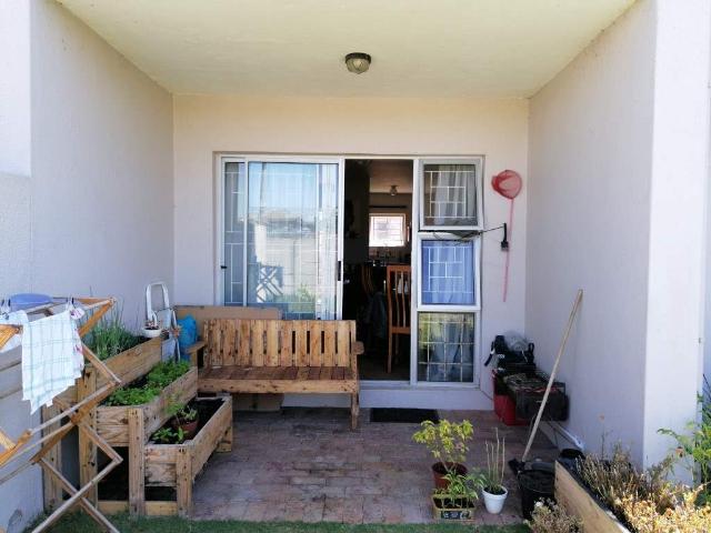 2 Bedroom Apartment to rent in Flamingo Vlei