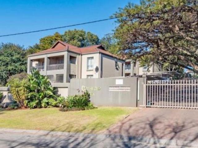 2 Bedroom apartment to rent in Florida Hills, Roodepoort