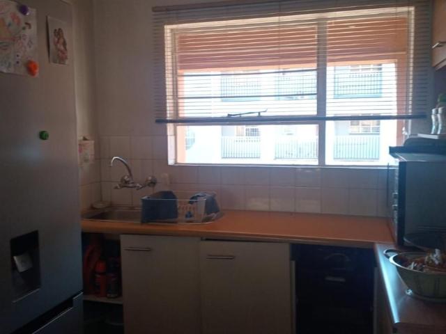 2 Bedroom apartment to rent in Florida Lake, Roodepoort