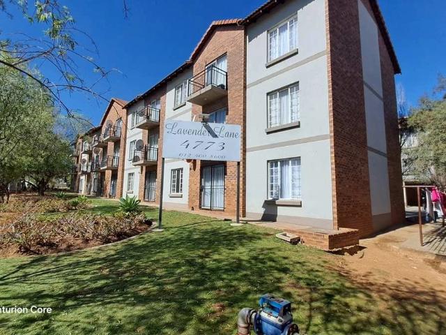 2 Bedroom Apartment to Rent in Kosmosdal