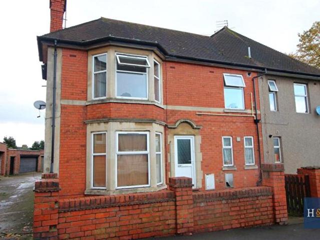 2 Bedroom Apartment To Rent In Kettering Road, Kingsley, NN2