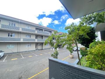 2 Bedroom apartment to rent in Kenilworth, Cape Town