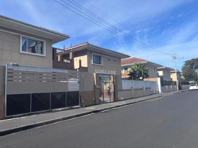 2 Bedroom apartment to rent in Kenilworth, Cape Town
