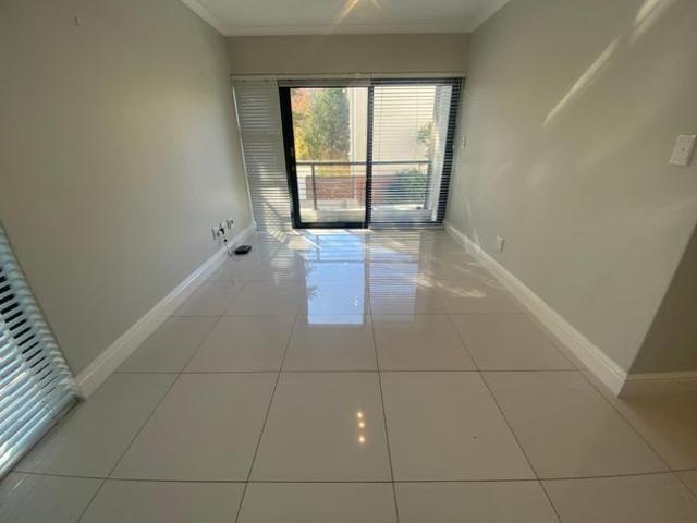 2 Bedroom apartment to rent in Kenilworth, Cape Town