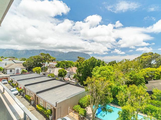 2 Bedroom apartment to rent in Kenilworth, Cape Town