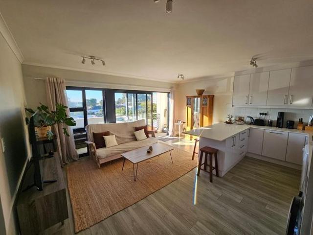 2 Bedroom apartment to rent in Kenilworth, Cape Town