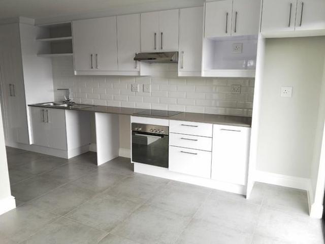 2 Bedroom apartment to rent in Kenilworth, Cape Town