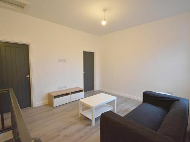 2 Bedroom Apartment To Rent In Kingsway, Coventry, CV2