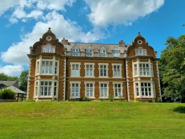 2 Bedroom Apartment To Rent In Hall Drive, Burton Lazars, LE14