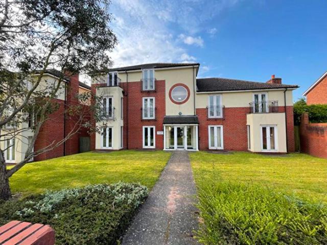 2 Bedroom Apartment To Rent In High Street, Solihull Lodge, Solihull, B90