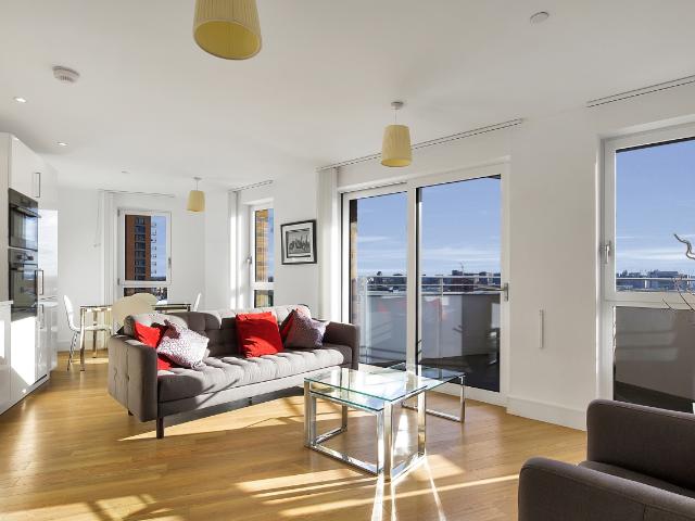 2 bedroom apartment to rent in ivy point no 1 the avenue 5 hannaford walk bromley by bow london e3
