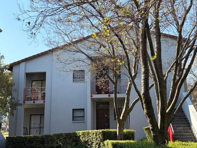 2 Bedroom apartment to rent in Jackal Creek Golf Estate, Randburg