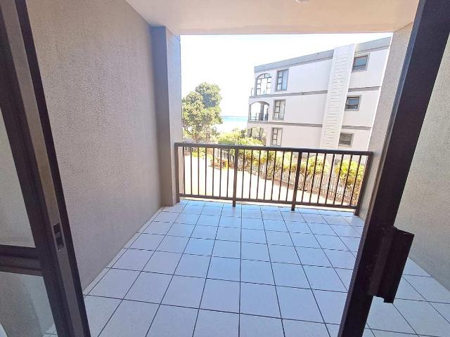 2 Bedroom Apartment to Rent in Jeffreys Bay Central