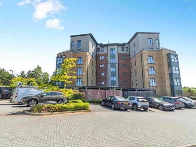 2 Bedroom Apartment To Rent In Oakgrove, MK10