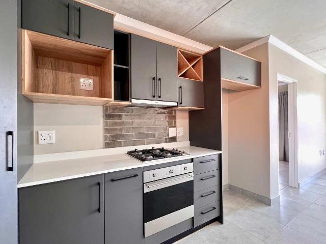 2 Bedroom Apartment to Rent in Olympus AH