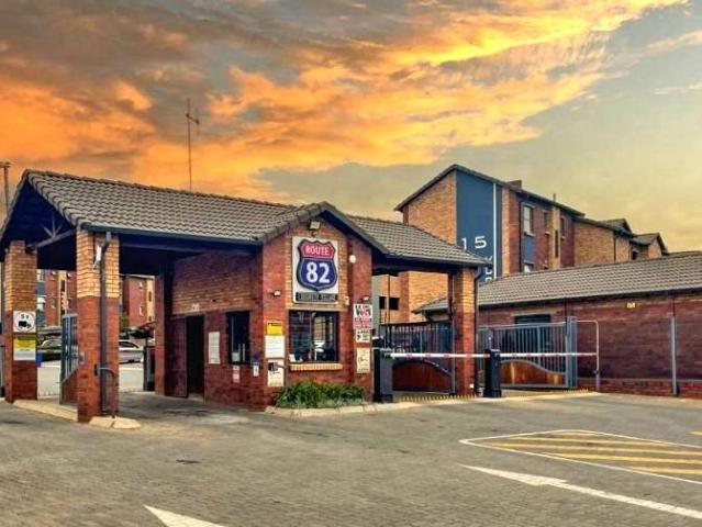 2 Bedroom apartment to rent in Olifantsvlei, Johannesburg, Gauteng