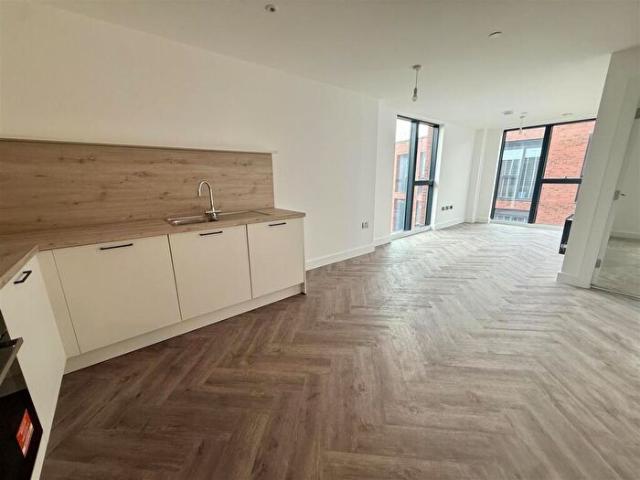 2 Bedroom Apartment To Rent In Lombe House, Liversage Street, Derby, DE1