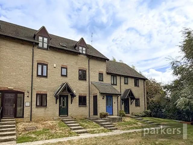 2 Bedroom Apartment To Rent In Lakeside, Ducklington Lane, Witney, Oxfordshire, OX28