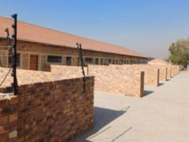 2 Bedroom Apartment to Rent in Lambton Gardens