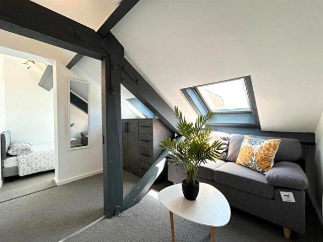 2 Bedroom Apartment To Rent In Luxury Student Apartment, York Street, Leicester, LE1