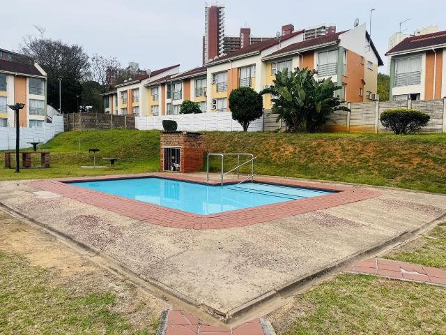 2 Bedroom apartment to rent in Morningside, Durban