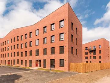 2 Bedroom Apartment To Rent In Maxwell Road, Glasgow, G41