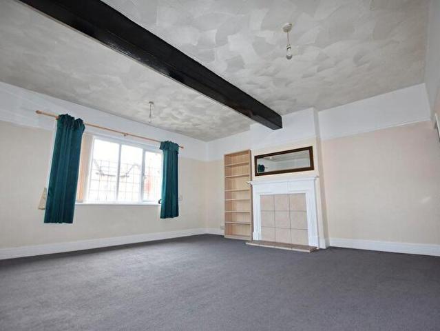 2 Bedroom Apartment To Rent In Mansfield Road, Nottingham, NG5