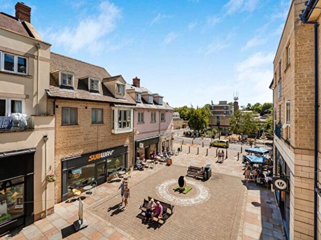 2 Bedroom Apartment To Rent In Marriotts Walk, Witney, OX28