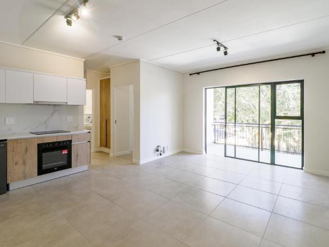 2 Bedroom Apartment To Rent in Milnerton Central