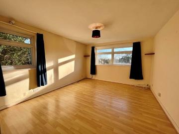 2 Bedroom Apartment To Rent In Milverton Court, Leamington Spa, CV32