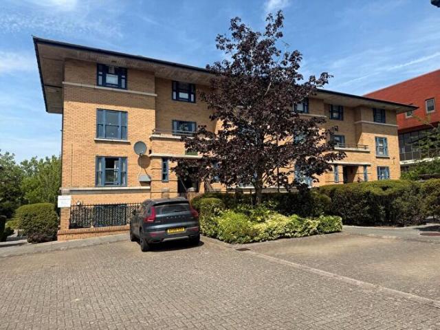 2 Bedroom Apartment To Rent In North Row, Central Milton Keynes, MK9