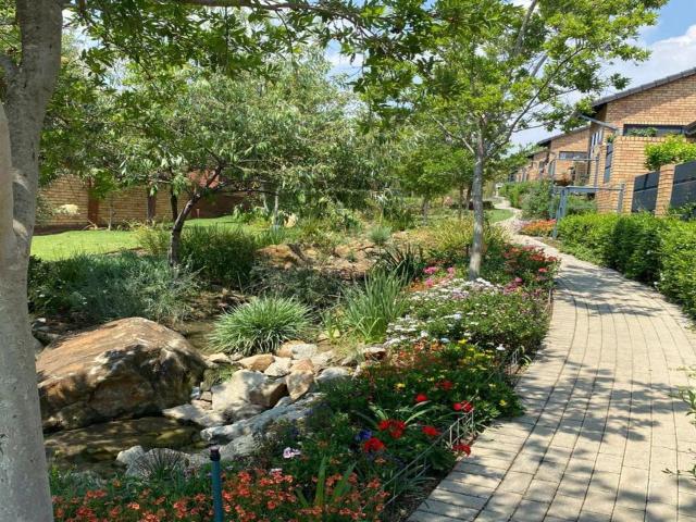 2 Bedroom apartment to rent in North Riding Ah, Randburg