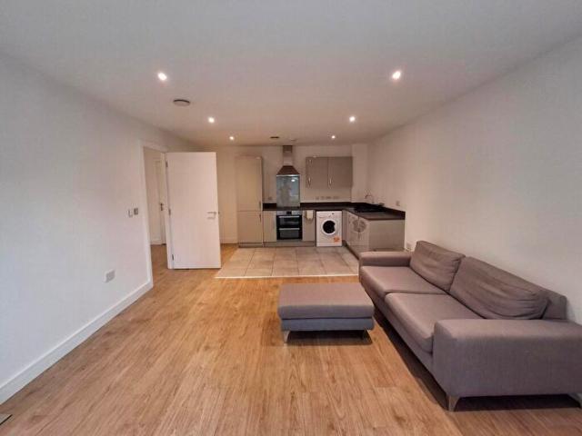 2 Bedroom Apartment To Rent In New Walk Place, Leicester, LE1