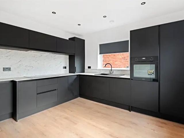 2 Bedroom Apartment To Rent In Sandon Street, Nottingham, Nottinghamshire, NG7