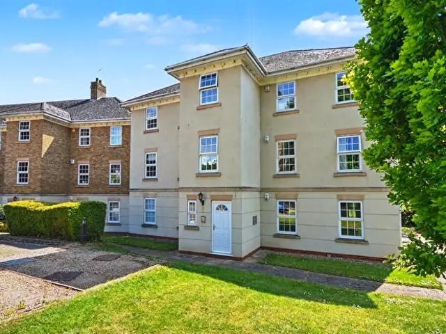 2 Bedroom Apartment To Rent In Scholars Court, Derngate, NN1