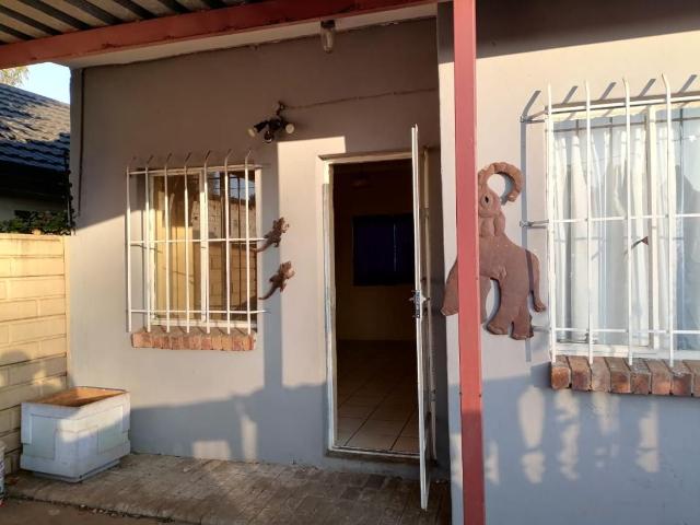 2 Bedroom apartment to rent in Selection Park, Springs