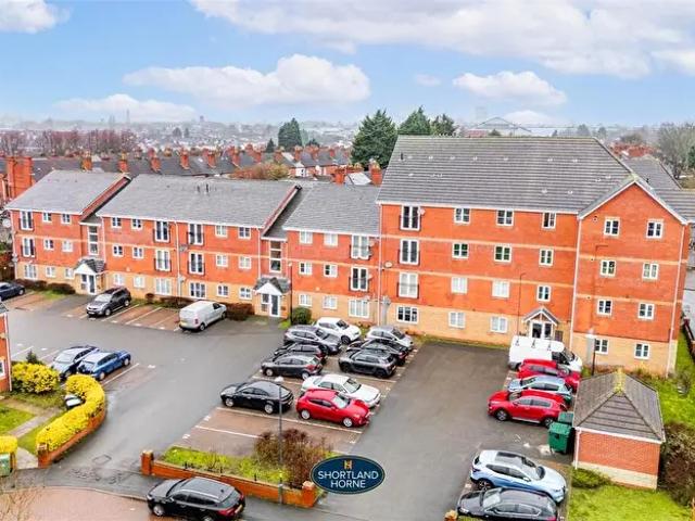 2 Bedroom Apartment To Rent In Signet Square, Stoke, Coventry, CV2