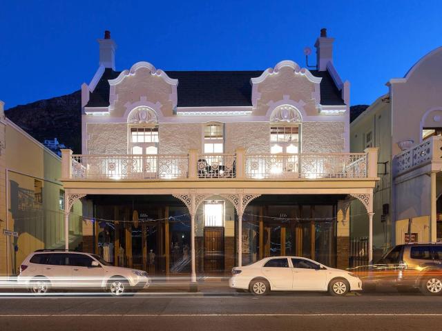 2 Bedroom Apartment to Rent in Simons Town Central