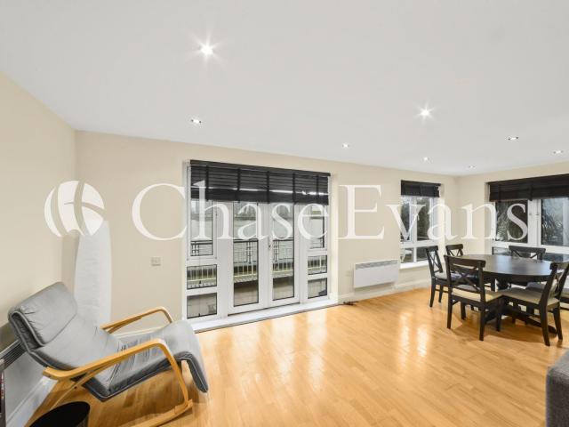 2 bedroom apartment to rent in st davids square isle of dogs london e14