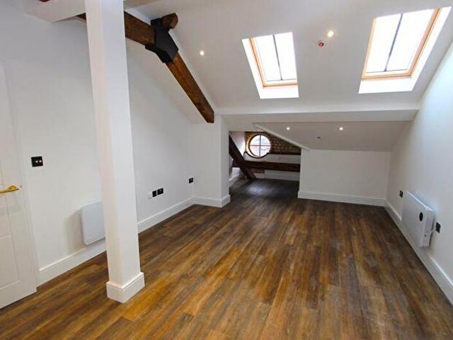 2 Bedroom Apartment To Rent In St Michaels Road, Northampton, NN1