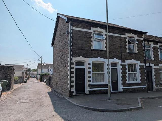 2 Bedroom Apartment To Rent In, Station Terrace, Pontyclun, CF72