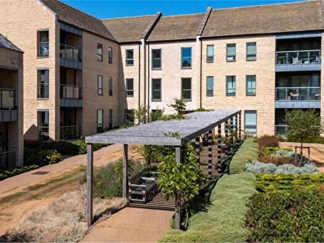 2 Bedroom Apartment To Rent In Stow on the Wold, GL54