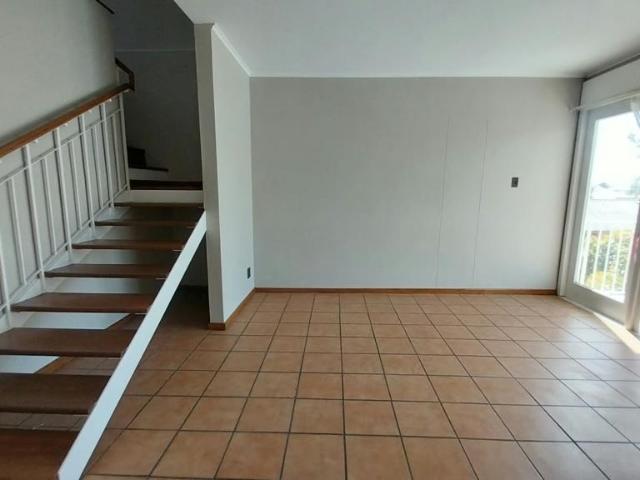 2 Bedroom Apartment To Rent in Strand North
