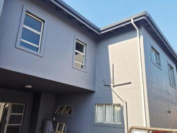 Apartment to rent in Redfern - Parking