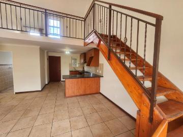 Apartment to rent in Sunninghill - Balcony