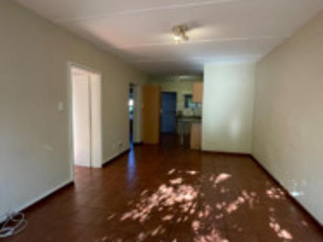 2 Bedroom Apartment to Rent in Paarl South