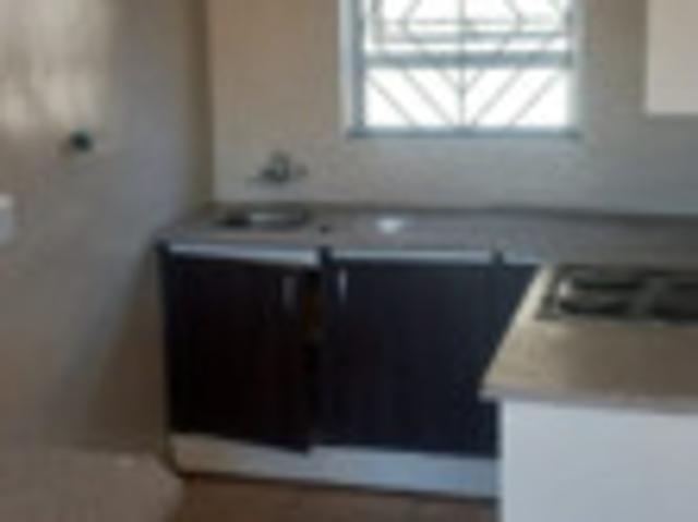 2 Bedroom Apartment to Rent in Paarl Rural