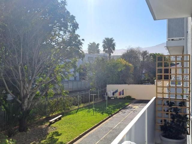2 Bedroom apartment to rent in Plumstead, Cape Town